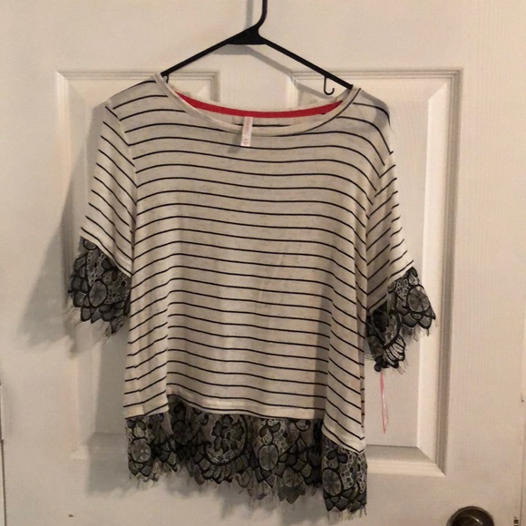 Xhilaration Tops - Black and Cream Lace Xhilaration Top